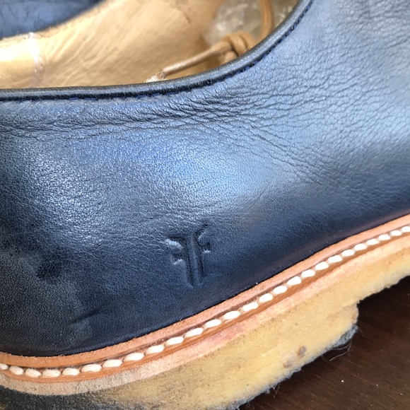 FRYE MENS 12D BLUE LEATHER PLAIN TOE OXFORDS - Picture 2 of 10